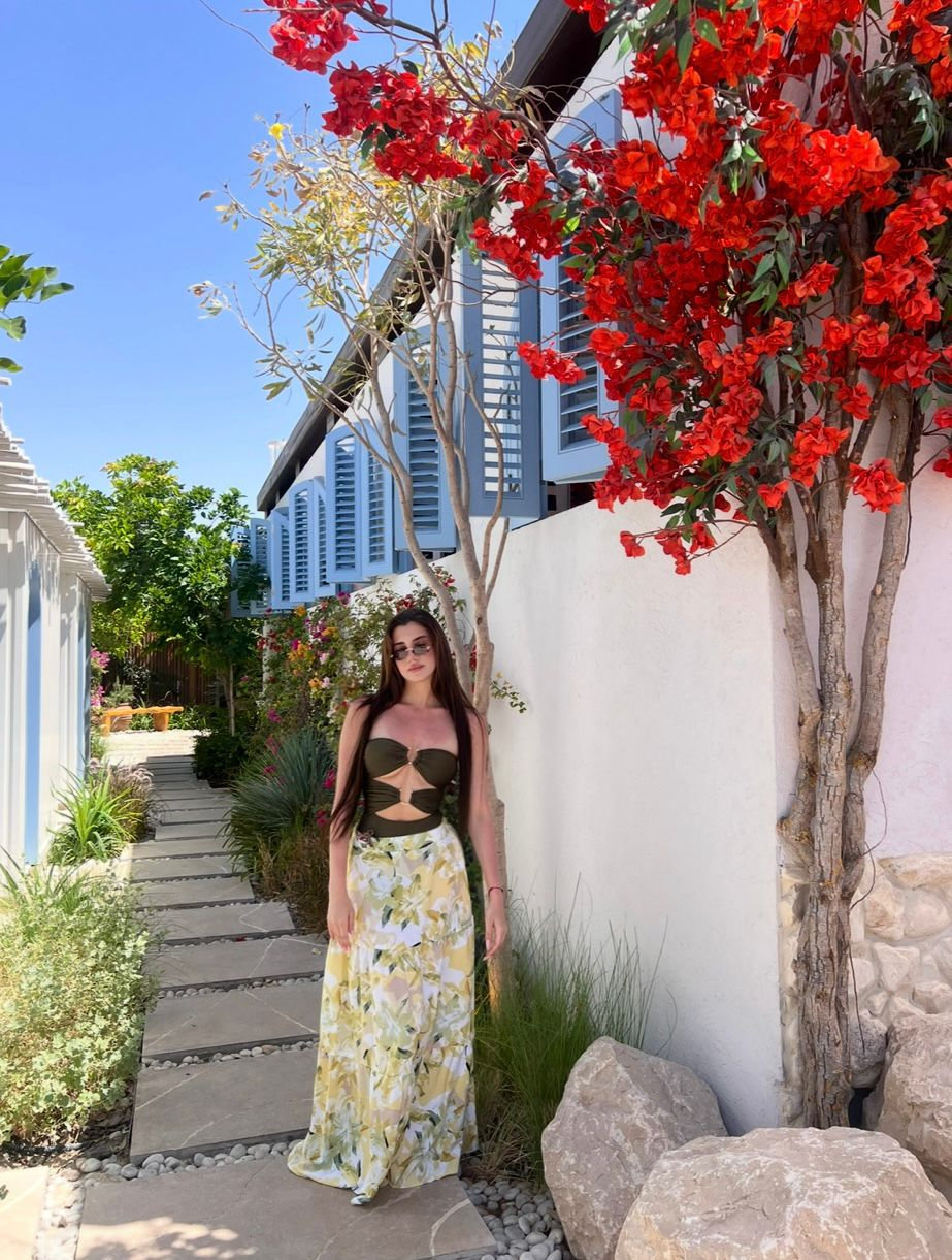 Tourist-beauty-22-Tel-Aviv-_3_результат