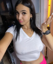 מפתה צעירה אדריאנה 💕😘